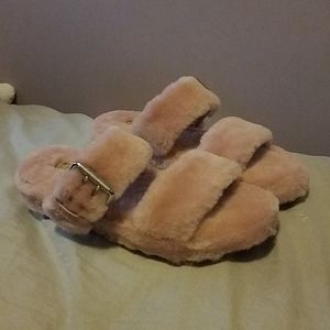 UGG Fuzz Yeah Sandals